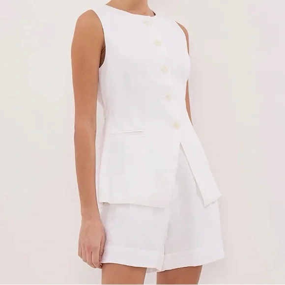 Dissh White Sleeveless Linen Vest - Picture 3 of 6